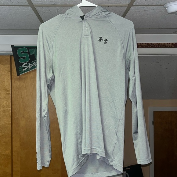 Under Armour Other - Grey Under Armour Hoodie Sz M